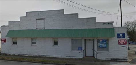 Food stamp office danville ky - Bell County CHFS Office SNAP Office. See Complete Details. 725 N. 19th Street. Middlesboro, KY - 40965. (855) 306-8959. Bell County. Website. The Supplemental Nutrition Assistance Program, commonly known as SNAP, is part of a federal nutrition program that helps qualifying low-income households purchase nutritious food.